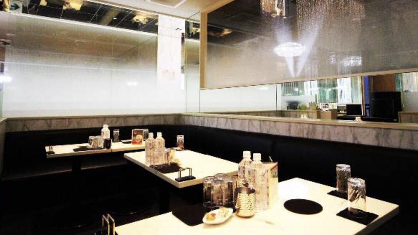 練馬のキャバクラ、ソワレの店内画像